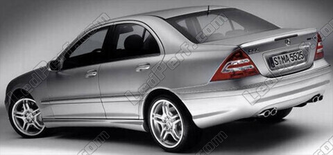 Samochód Mercedes Klasa C (W203) (2000 - 2007)