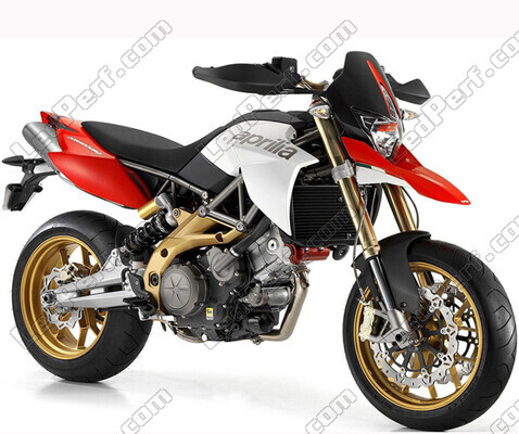 Motocycl Aprilia Dorsoduro 1200 (2010 - 2016)